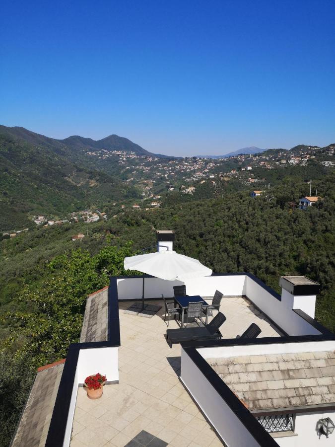Villa La Vivagna - Casa vista mare tra gli ulivi Leivi Esterno foto