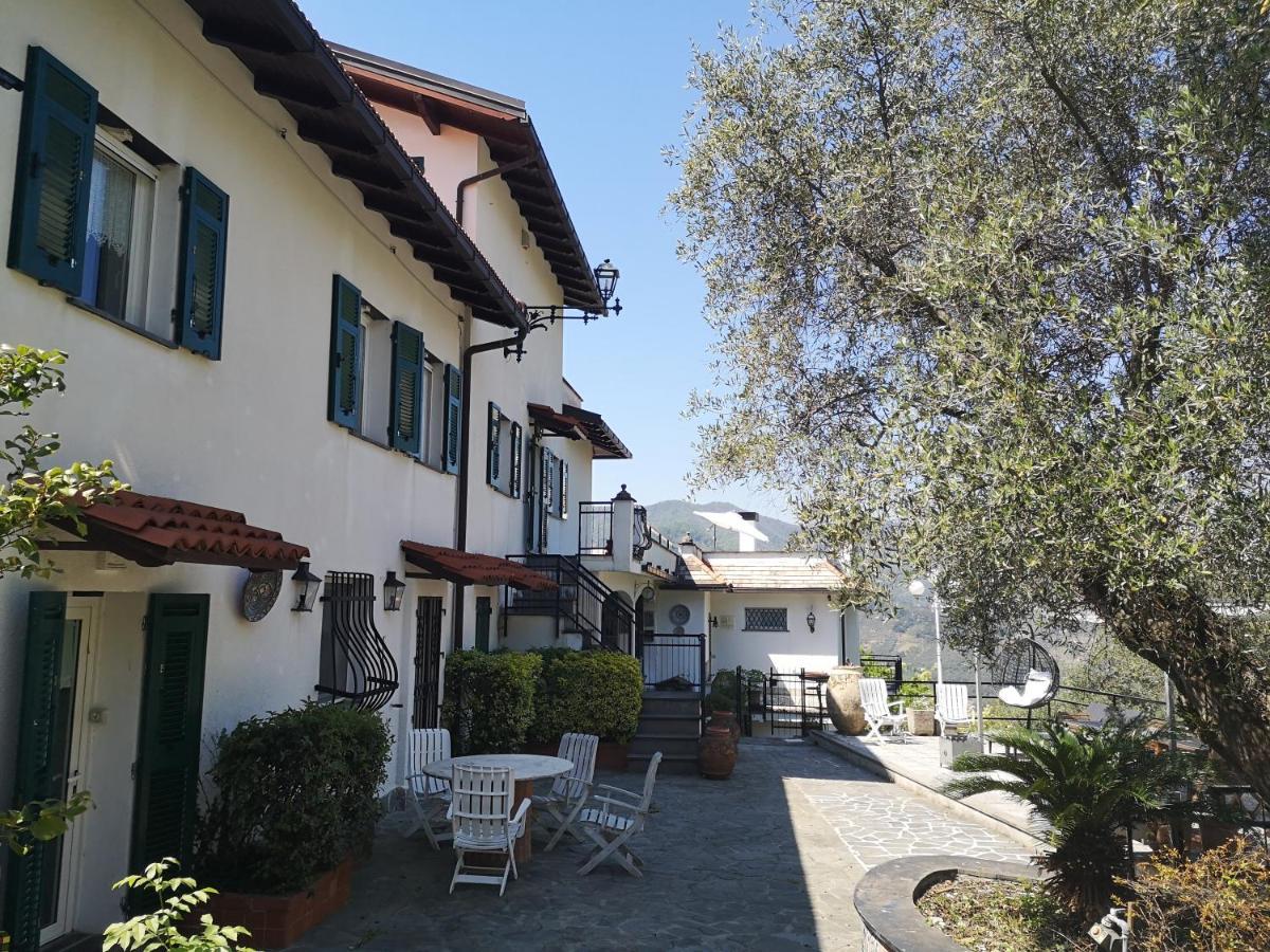 Villa La Vivagna - Casa vista mare tra gli ulivi Leivi Esterno foto