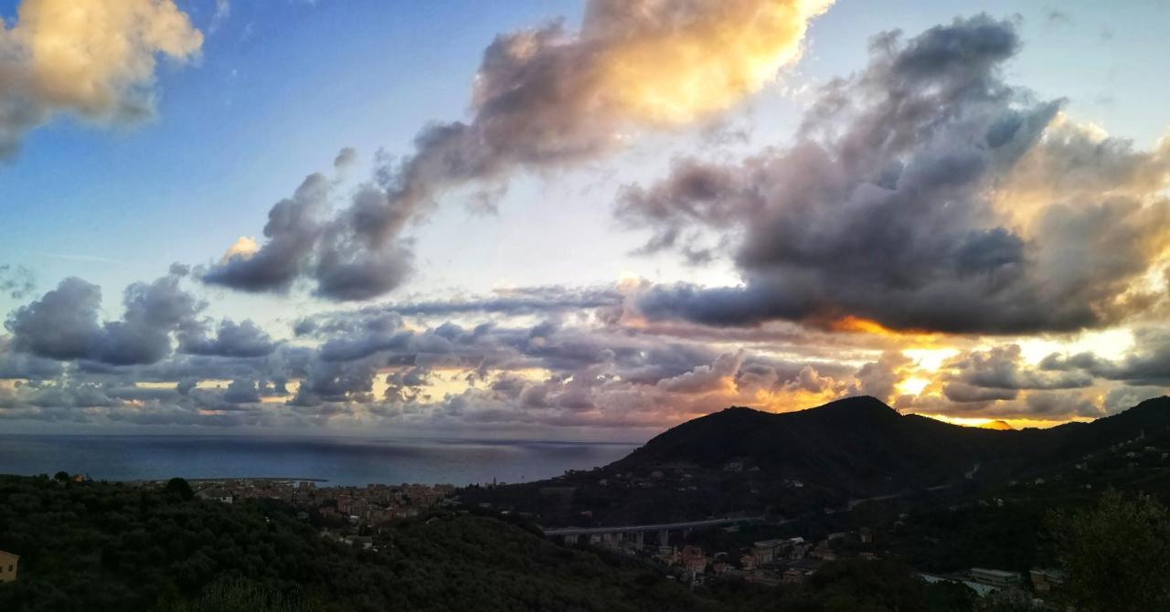 Villa La Vivagna - Casa vista mare tra gli ulivi Leivi Esterno foto